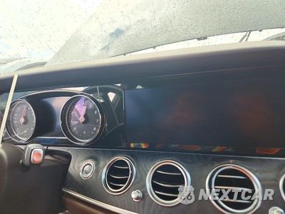 Zdjęcie 9 z 13 samochodu: 2017 MERCEDES-BENZ E 300 4MATIC VIN:WDDZF4KB4HA175150 - miniatura