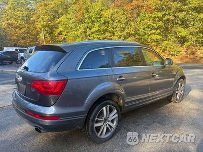 Czwarte zdjęcie samochodu z boku: 2013 AUDI Q7 PREMIUM PLUS VIN:WA1LGAFE3DD011391 - miniatura