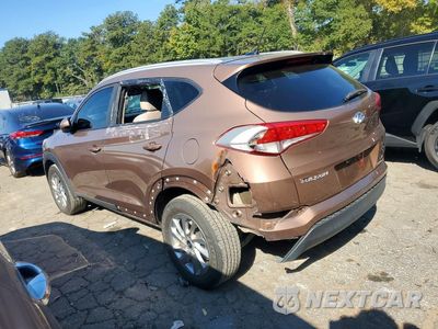 Drugie zdjęcie samochodu z przodu: 2017 HYUNDAI TUCSON SE VIN:KM8J33A43HU426277 - miniatura