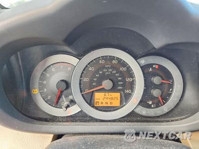 Zdjęcie 9 z 13 samochodu: 2009 TOYOTA RAV4 LIMITED VIN:JTMBF31V695011264 - miniatura
