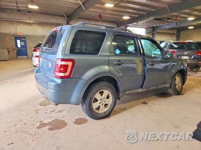 Trzecie zdjęcie samochodu z tyłu: 2012 FORD ESCAPE XLT VIN:1FMCU9DG7CKA92709 - miniatura