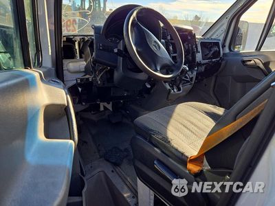 Zdjęcie 8 z 13 samochodu: 2014 MERCEDES-BENZ SPRINTER 2500 VIN:WD3PE8DE3E5821635 - miniatura