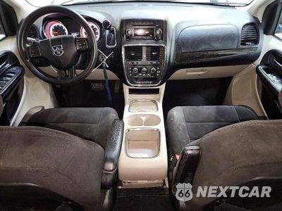 Zdjęcie 8 z 13 samochodu: 2012 DODGE GRAND CARAVAN SXT VIN:2C4RDGCGXCR247680 - miniatura