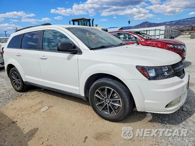 Czwarte zdjęcie samochodu z boku: 2018 DODGE JOURNEY SE VIN:3C4PDCAB3JT229359 - miniatura