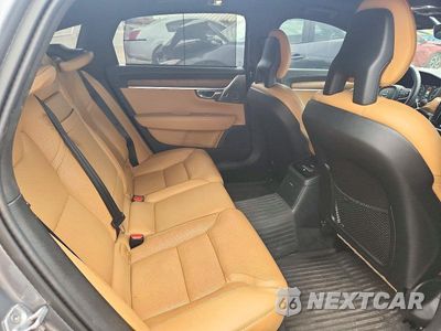 Zdjęcie 10 z 12 samochodu: 2018 VOLVO S90 T8 INSCRIPTION VIN:LVYBC0AL1JP026617 - miniatura