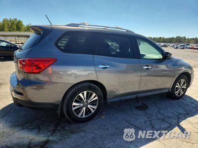 Trzecie zdjęcie samochodu z tyłu: 2017 NISSAN PATHFINDER SV VIN:5N1DR2MN9HC676297 - miniatura