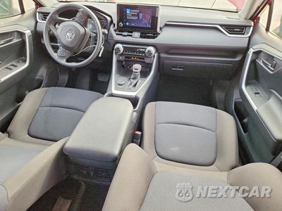 Zdjęcie 8 z 13 samochodu: 2024 TOYOTA RAV4 LE VIN:JTMMWRFV7RD268637 - miniatura