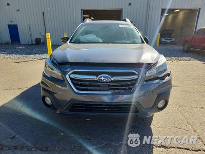 Piąte zdjęcie samochodu w środku: 2019 SUBARU OUTBACK 2.5I PREMIUM VIN:4S4BSAHC2K3207431 - miniatura