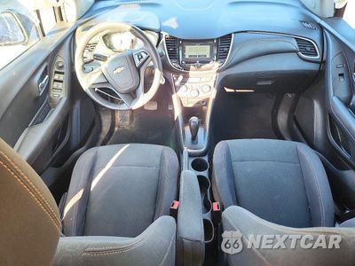 Zdjęcie 8 z 13 samochodu: 2017 CHEVROLET TRAX LS VIN:3GNCJNSB3HL196026 - miniatura