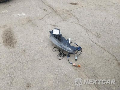 Zdjęcie 12 z 13 samochodu: 2019 NISSAN SENTRA SR VIN:3N1AB7AP1KY315078 - miniatura