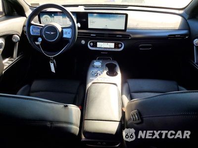 Zdjęcie 8 z 12 samochodu: 2024 GENESIS GV60 ADVANCED VIN:KMUKCDSC6RU019508 - miniatura