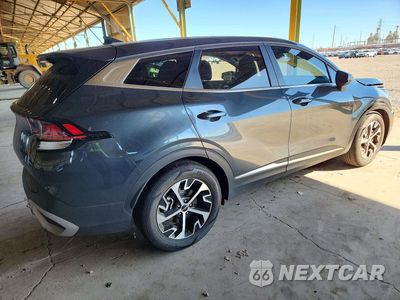 Trzecie zdjęcie samochodu z tyłu: 2023 KIA SPORTAGE EX VIN:5XYK33AF6PG047042 - miniatura