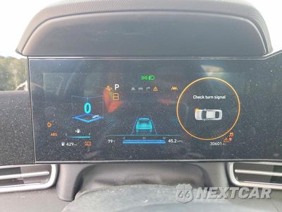 Zdjęcie 9 z 12 samochodu: 2025 HYUNDAI ELANTRA SEL VIN:KMHLS4DG2SU944783 - miniatura