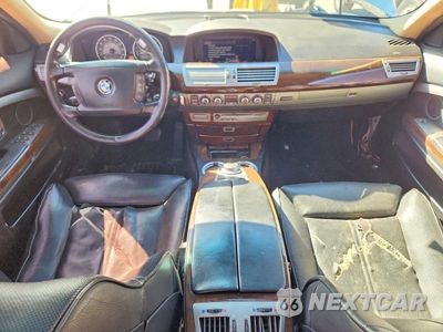 Zdjęcie 8 z 12 samochodu: 2006 BMW 750 I VIN:WBAHL835X6DT01647 - miniatura