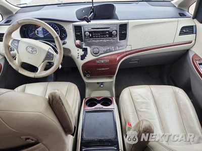 Zdjęcie 8 z 13 samochodu: 2013 TOYOTA SIENNA XLE 8-PASSENGER VIN:5TDYK3DC9DS404775 - miniatura