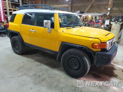 Czwarte zdjęcie samochodu z boku: 2007 TOYOTA FJ CRUISER BASE VIN:JTEBU11F970096058 - miniatura