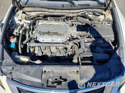 Zdjęcie 11 z 13 samochodu: 2008 HONDA ACCORD EXL VIN:1HGCP36878A069413 - miniatura