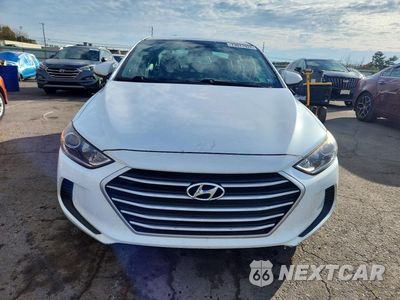 Piąte zdjęcie samochodu w środku: 2017 HYUNDAI ELANTRA SE VIN:5NPD84LF7HH113640 - miniatura