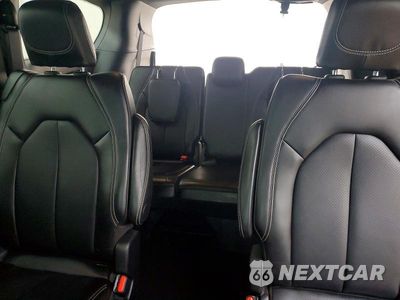 Zdjęcie 10 z 13 samochodu: 2025 CHRYSLER PACIFICA SELECT VIN:2C4RC1BG8SR531261 - miniatura