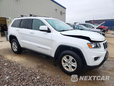 Czwarte zdjęcie samochodu z boku: 2016 JEEP GRAND CHEROKEE LAREDO VIN:1C4RJFAG6GC342063 - miniatura