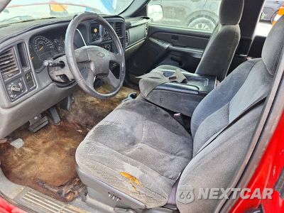 Zdjęcie 8 z 13 samochodu: 2003 CHEVROLET SILVERADO C1500 VIN:2GCEC19T731335426 - miniatura