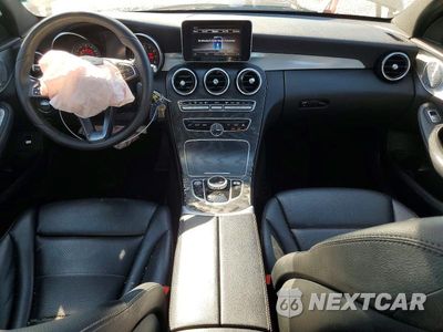 Zdjęcie 8 z 12 samochodu: 2018 MERCEDES-BENZ C 300 VIN:55SWF4JB9JU264223 - miniatura
