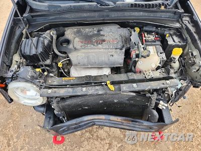Zdjęcie 11 z 13 samochodu: 2016 JEEP RENEGADE TRAILHAWK VIN:ZACCJBCTXGPD46590 - miniatura