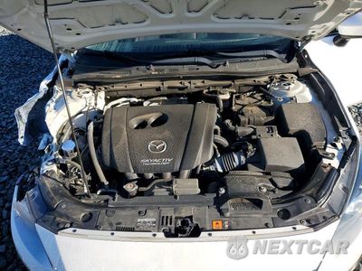 Zdjęcie 11 z 12 samochodu: 2016 MAZDA 3 SPORT VIN:3MZBM1U7XGM317413 - miniatura