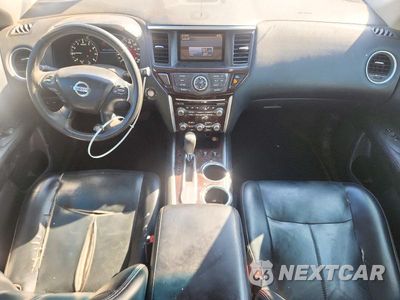 Zdjęcie 8 z 13 samochodu: 2016 NISSAN PATHFINDER SL VIN:5N1AR2MNXGC655492 - miniatura
