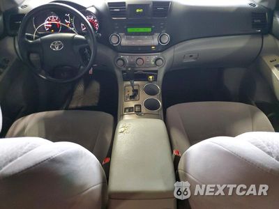Zdjęcie 8 z 13 samochodu: 2008 TOYOTA HIGHLANDER BASE VIN:JTEES41A282045080 - miniatura