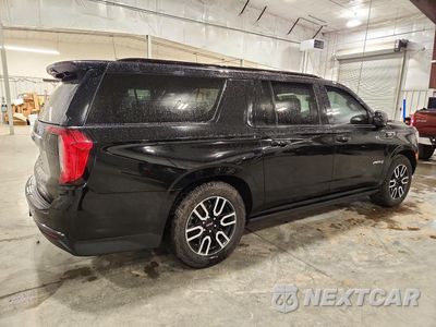 Trzecie zdjęcie samochodu z tyłu: 2021 GMC YUKON XL K1500 AT4 VIN:1GKS2HKD4MR261042 - miniatura