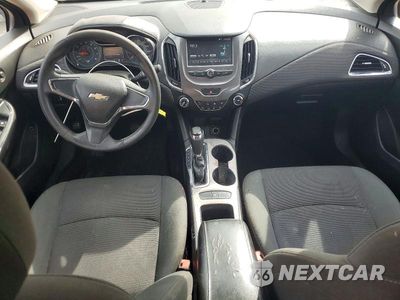 Zdjęcie 8 z 12 samochodu: 2017 CHEVROLET CRUZE LS VIN:1G1BC5SM9H7158944 - miniatura