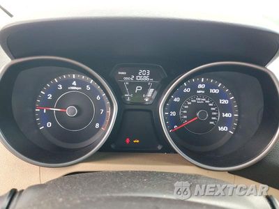 Zdjęcie 9 z 12 samochodu: 2013 HYUNDAI ELANTRA GLS VIN:5NPDH4AE3DH356902 - miniatura