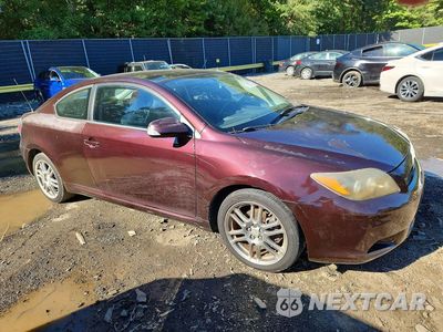 Czwarte zdjęcie samochodu z boku: 2008 SCION TC BASE VIN:JTKDE167280275029 - miniatura