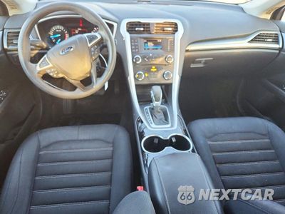 Zdjęcie 8 z 12 samochodu: 2015 FORD FUSION SE VIN:3FA6P0H74FR212499 - miniatura