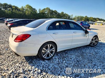 Trzecie zdjęcie samochodu z tyłu: 2016 MERCEDES-BENZ C 300 VIN:55SWF4JB1GU177909 - miniatura