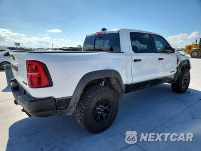 Trzecie zdjęcie samochodu z tyłu: 2026 RAM 1500 RHO VIN:1C6SRFUP2TN336398 - miniatura