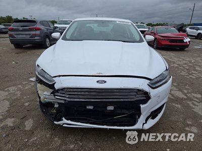 Piąte zdjęcie samochodu w środku: 2014 FORD FUSION S VIN:3FA6P0G7XER104517 - miniatura