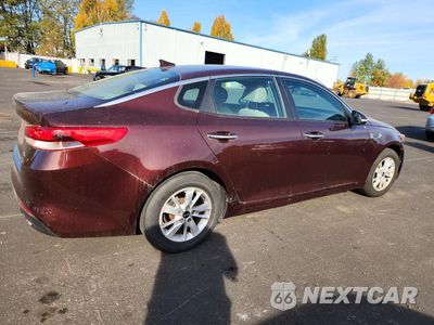 Trzecie zdjęcie samochodu z tyłu: 2016 KIA OPTIMA LX VIN:5XXGT4L31GG108848 - miniatura