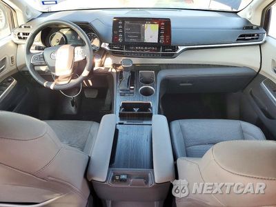 Zdjęcie 8 z 13 samochodu: 2024 TOYOTA SIENNA LIMITED 7-PASSENGER VIN:5TDZRKEC7RS205224 - miniatura