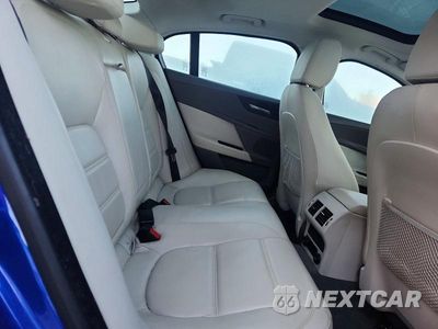 Zdjęcie 10 z 12 samochodu: 2017 JAGUAR XE PRESTIGE VIN:SAJAK4BV1HA966590 - miniatura