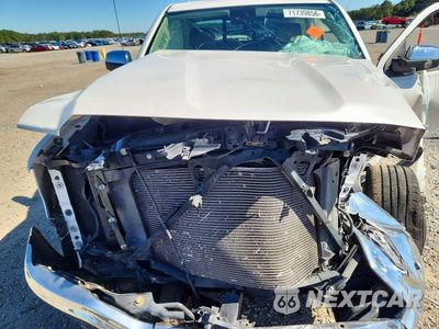 Zdjęcie 11 z 12 samochodu: 2018 GMC SIERRA K1500 SLT VIN:3GTU2NECXJG108425 - miniatura