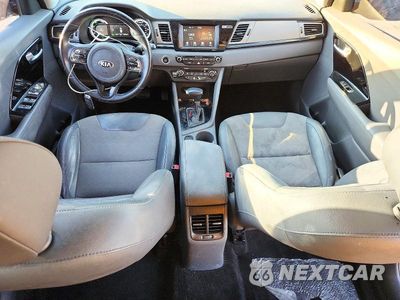Zdjęcie 8 z 13 samochodu: 2017 KIA NIRO EX VIN:KNDCC3LC4H5059031 - miniatura