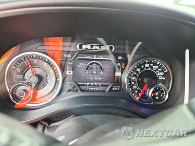 Zdjęcie 9 z 12 samochodu: 2020 RAM 1500 BIG HORN/LONE STAR VIN:1C6SRFFT8LN176151 - miniatura