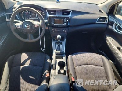 Zdjęcie 8 z 12 samochodu: 2017 NISSAN SENTRA SV VIN:3N1AB7AP3HY398179 - miniatura