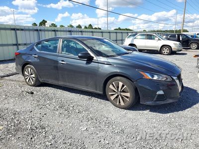 Czwarte zdjęcie samochodu z boku: 2022 NISSAN ALTIMA SV VIN:1N4BL4DV2NN398745 - miniatura