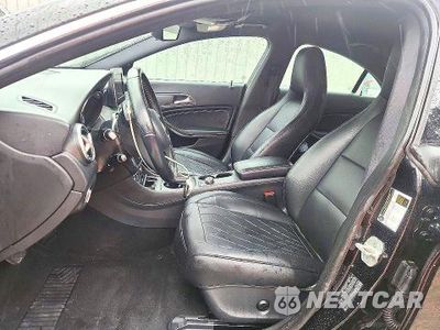 Zdjęcie 7 z 12 samochodu: 2016 MERCEDES-BENZ CLA 250 VIN:WDDSJ4EB3GN377402 - miniatura