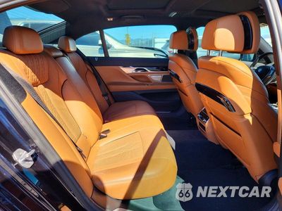 Zdjęcie 10 z 13 samochodu: 2019 BMW 750 I VIN:WBA7F0C51KGM24900 - miniatura