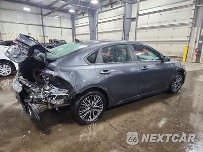 Trzecie zdjęcie samochodu z tyłu: 2024 KIA FORTE GT LINE VIN:3KPF54AD1RE745476 - miniatura