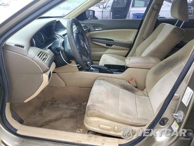 Zdjęcie 7 z 12 samochodu: 2010 HONDA ACCORD LXP VIN:1HGCP2F44AA031649 - miniatura